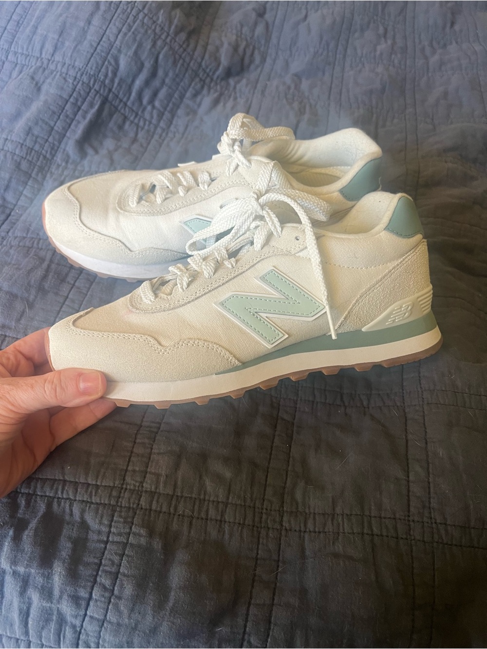 New Balance 515 Women’s 7.5 Cream Sage Green Gum Sole Sneakers